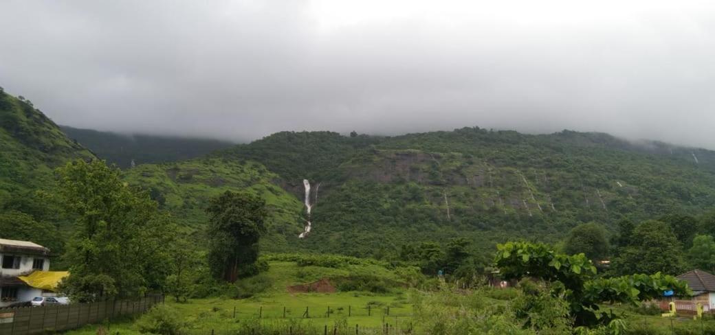 Chaitanya Farms Karjat Bagian luar foto